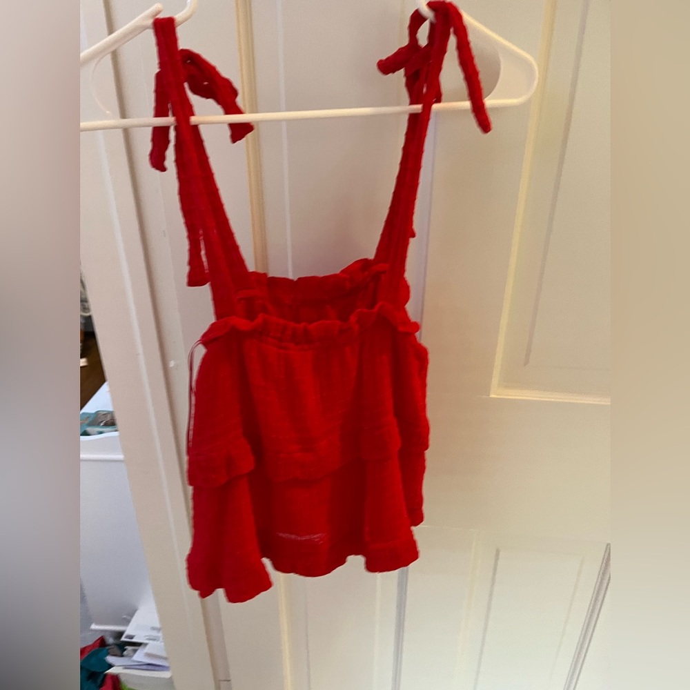 Red impeccable pig top